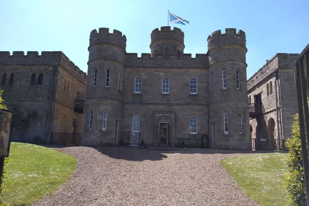 Marys Garden View North Apartment Jedburgh Exterior foto