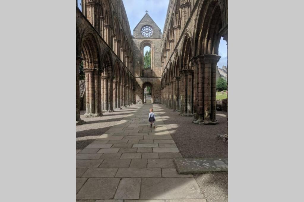 Marys Garden View North Apartment Jedburgh Exterior foto